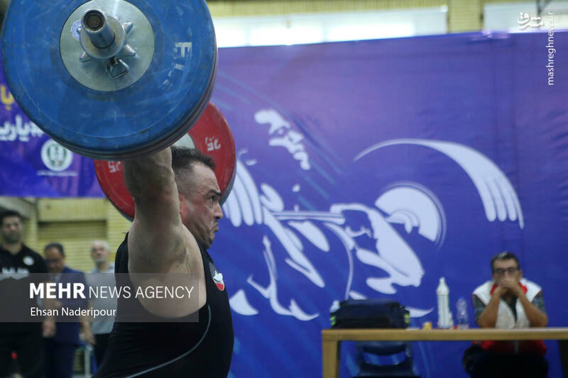 عکس / رکورد گیری تیم ملی وزنه برداری 24