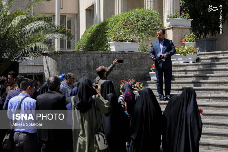 عکس/ حاشیه جلسه هیئت دولت