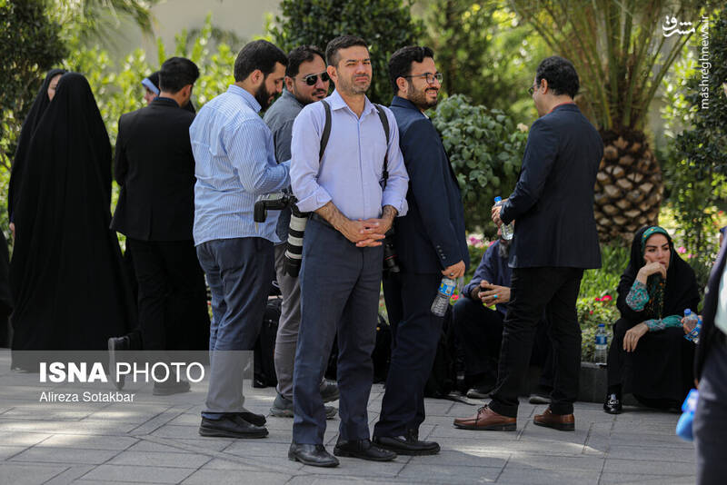 عکس/ حاشیه جلسه هیئت دولت