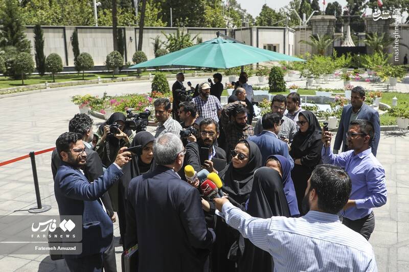 عکس/ حاشیه جلسه هیئت دولت