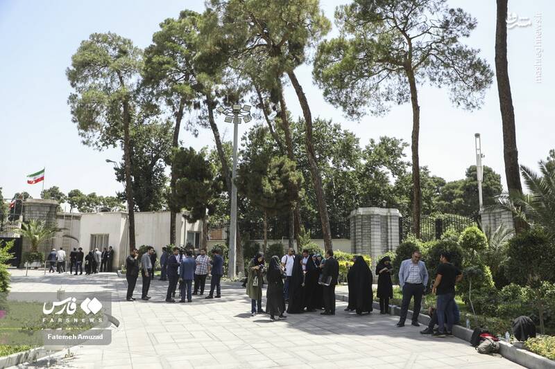 عکس/ حاشیه جلسه هیئت دولت