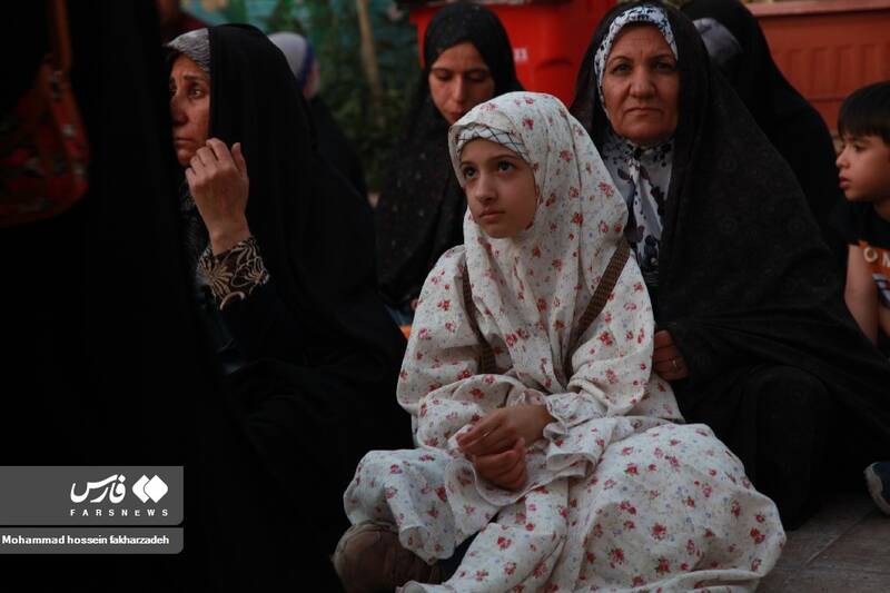 نوای عرفه از جوار مزار سردار دلها