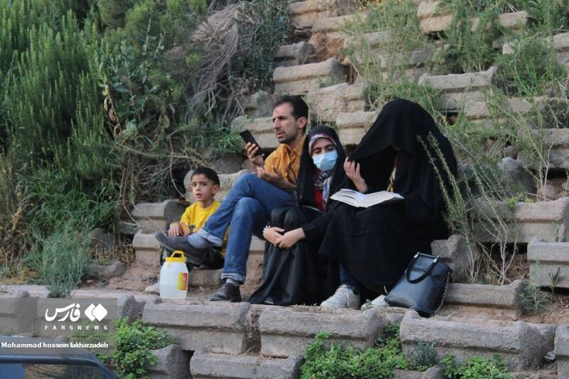 نوای عرفه از جوار مزار سردار دلها