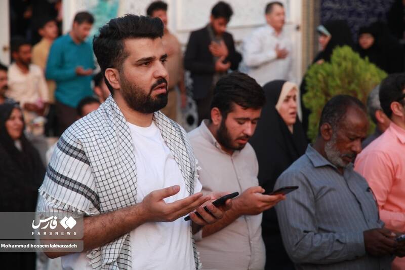 نوای عرفه از جوار مزار سردار دلها