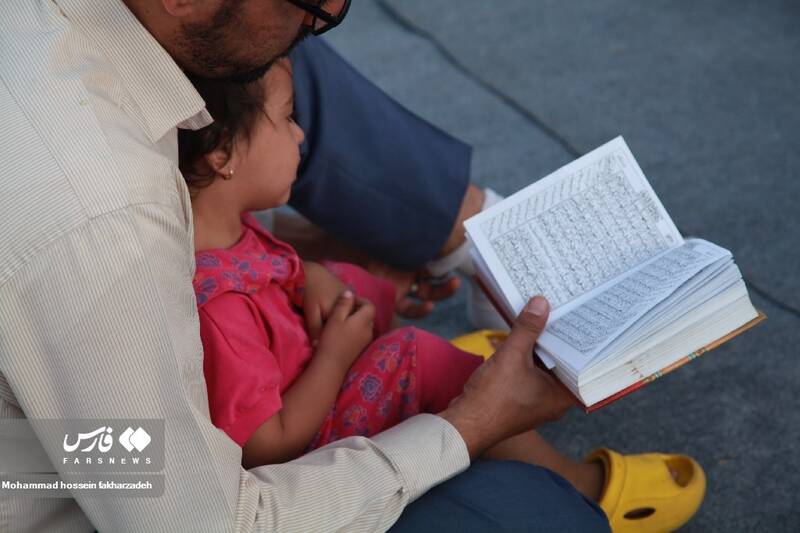 نوای عرفه از جوار مزار سردار دلها