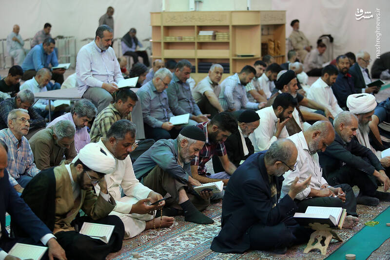 عکس/ قرائت دعای ندبه در صبح عید قربان