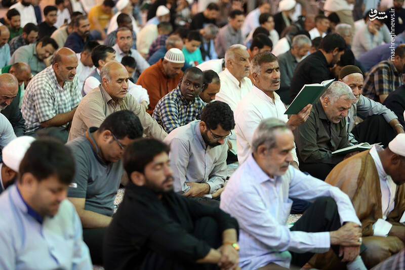 عکس/ قرائت دعای ندبه در صبح عید قربان