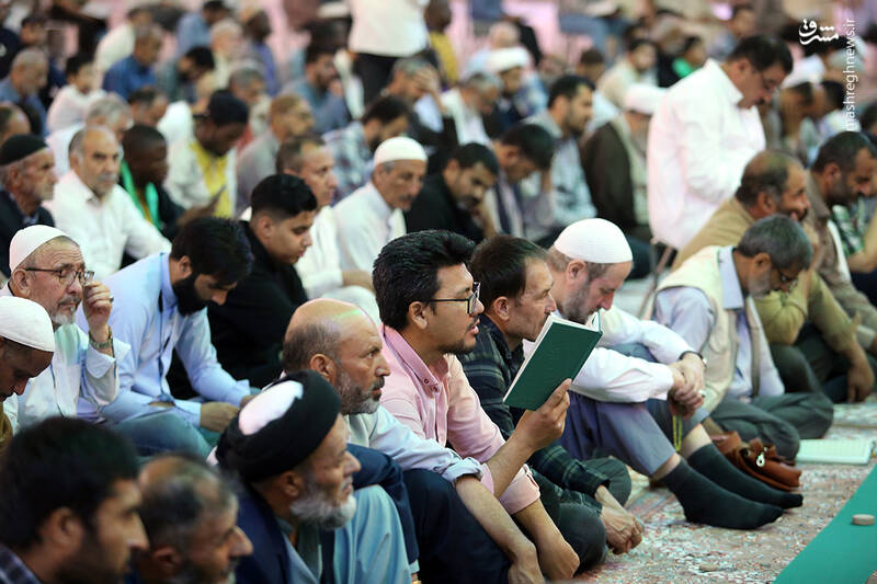 عکس/ قرائت دعای ندبه در صبح عید قربان
