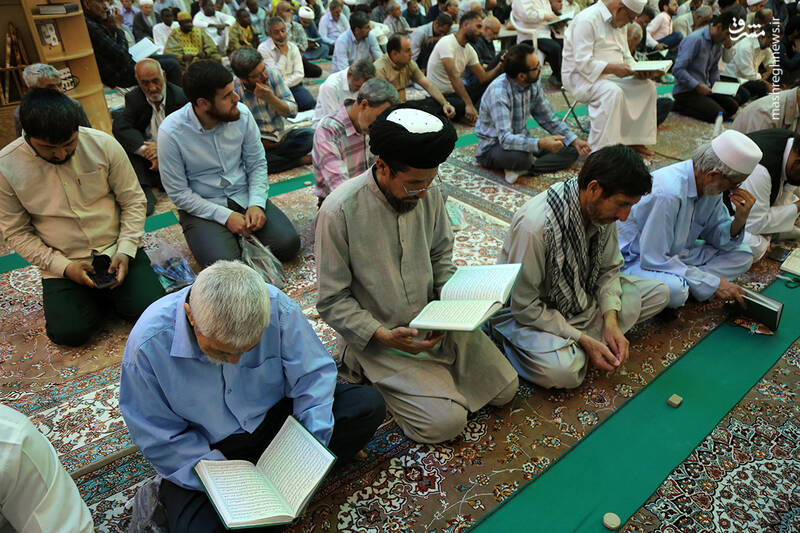 عکس/ قرائت دعای ندبه در صبح عید قربان