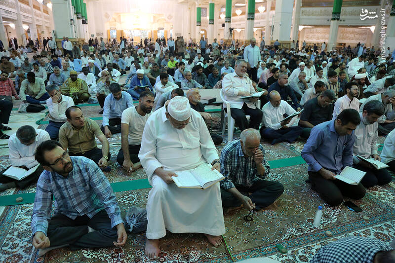 عکس/ قرائت دعای ندبه در صبح عید قربان