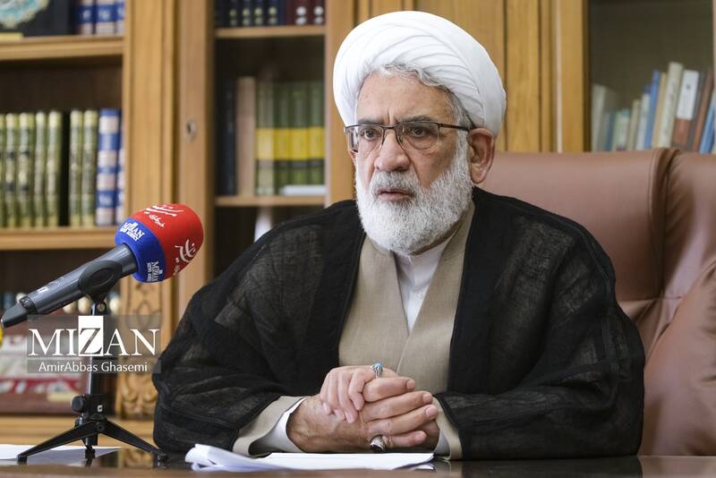 سند تحول قضایی با همکاری صاحبنظران و افراد با تجربه دستگاه قضایی تهیه شده است/ محور عمده و اصلی تکالیف قوه قضاییه رسیدگی به دعاوی مردم است/ در سند تحول ۳۳ مسئولیت و راهکار متوجه دادستانی کل کشور است