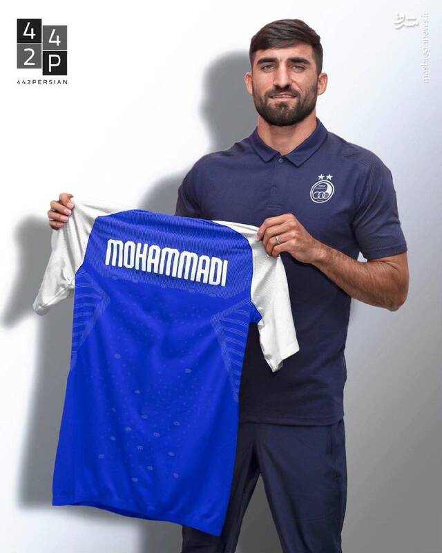 لژیونر فوتبال ایران آبی پوش شد +عکس