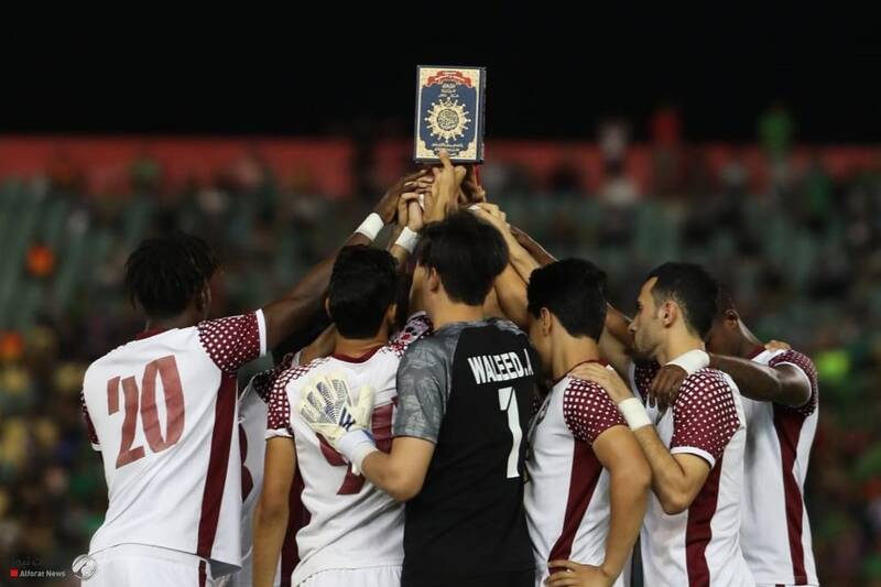 اقدام زیبا بازیکنان عراقی در واکنش به هتک حرمت قرآن +عکس