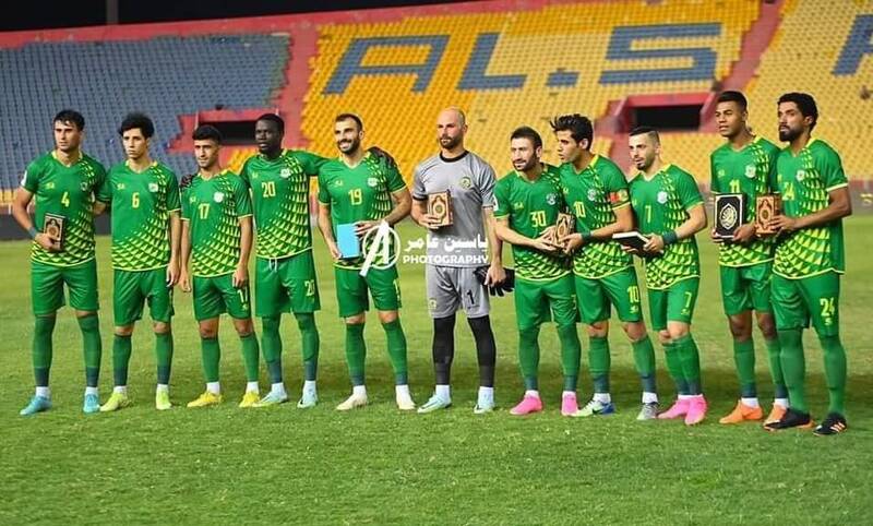 اقدام زیبا بازیکنان عراقی در واکنش به هتک حرمت قرآن +عکس