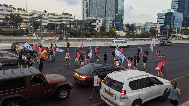 هفته بیست و ششم اعتراضات در سرزمینهای اشغالی/ دانشجویان معترض: کابینه نتانیاهو منشأ فساد است