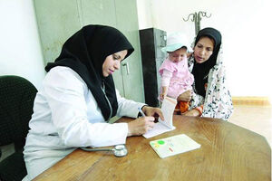 قرارداد بیمه ها با پزشکان مثل ترکمنچای است/ واکنش جامعه پزشکی