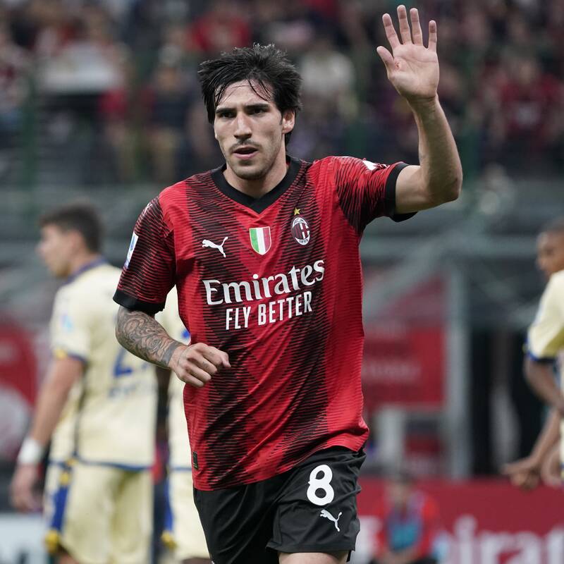 گرانترین بازیکن تاریخ ایتالیا +عکس