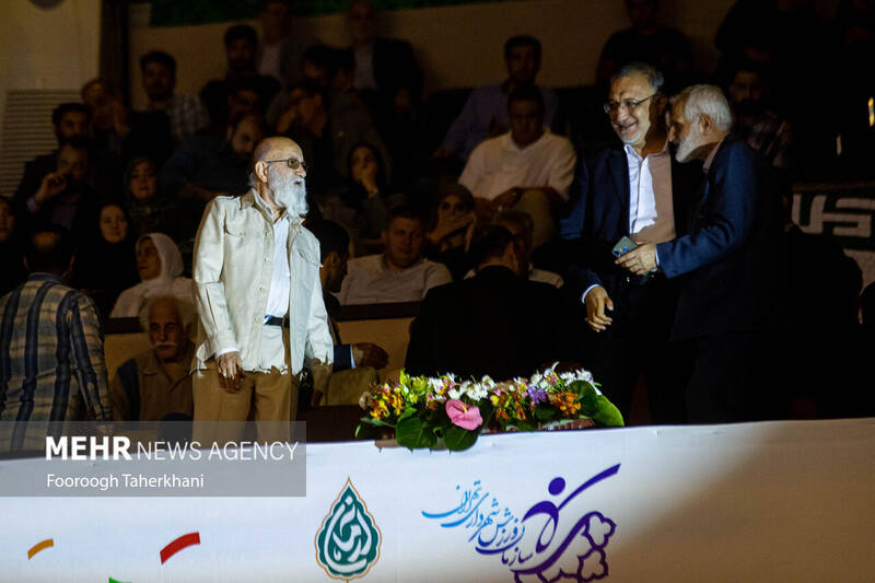 مهدی چمران درافتتاحیه دومین دوره مسابقات قهرمان شو و جشنواره تابستانه حضور دارد