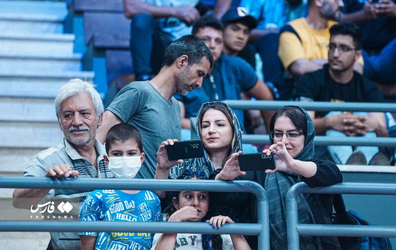 مقابل بی اخلاقیها در فوتبال، میتوان روی کشتی حساب باز کرد