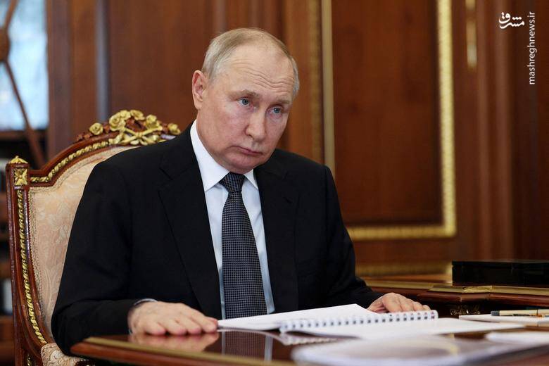 حضور ولادیمیر پوتین رئیس جمهور روسیه در جلسه ای در مسکو