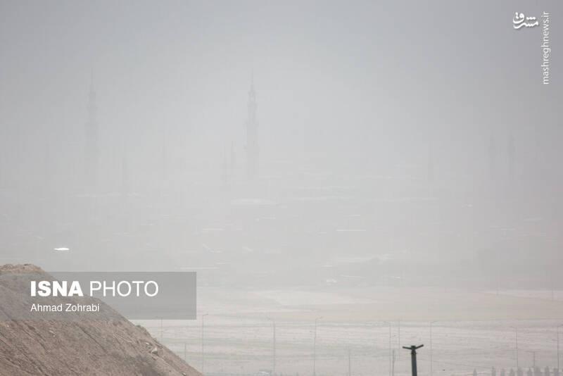 عکس/ آلودگی و خیزش گرد و خاک در قم