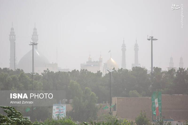 عکس/ آلودگی و خیزش گرد و خاک در قم