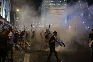 ادامه اعتراضات علیه نتانیاهو/ رئیس پلیس تل‌آویو استعفا کرد