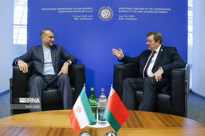 عکس/ دیدارهای وزیر خارجه در حاشیه اجلاس وزرای جنبش عدم تعهد