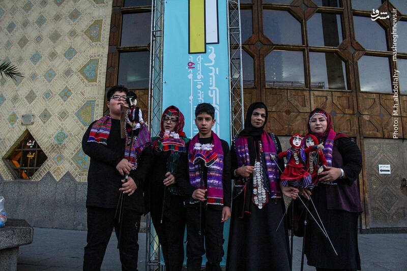 حضور گروه های توانبخشی برای اجرای نمایش حضور گروه های توانبخشی برای اجرای نمایش