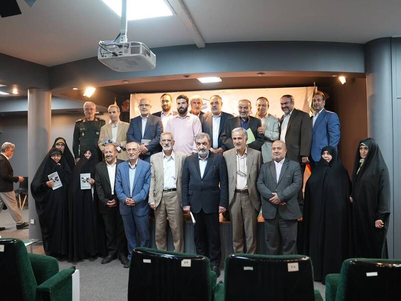 محسن رضایی: کار جهادی فقط به معنای جنگ و رویارویی نظامی نیست 2