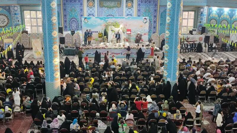 جشن ازدواج فرزندان ۲ امام جمعه در مصلی +عکس