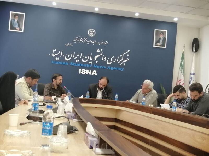 «روز بخیر آقای نویسنده»؛ کتابی بر لبه تیغ