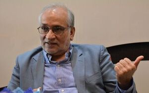 فرصت اقتدار را نظام فراهم کرد وگرنه کشور را فروخته بودید