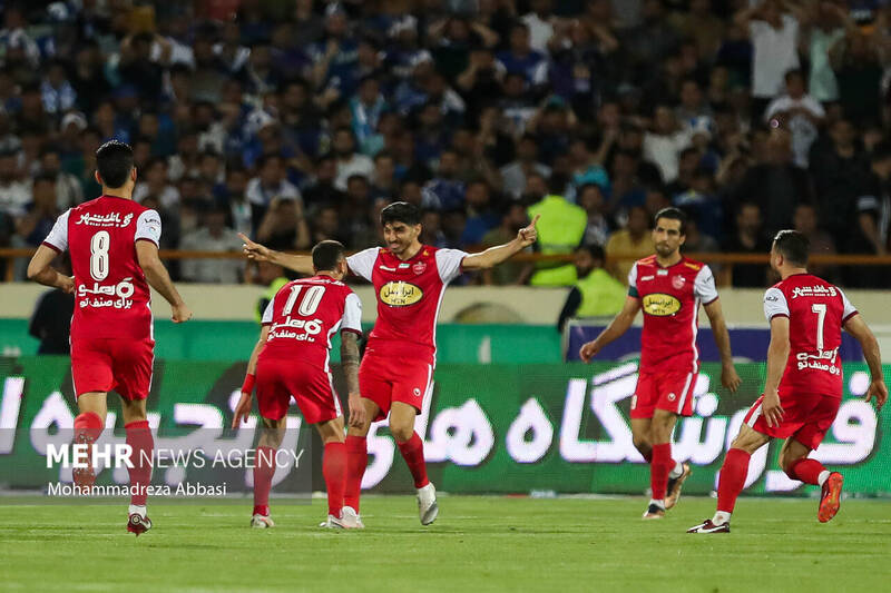 بیرانوند همچنان لجبازی میکند/ شروع سخت پرسپولیس منفعت است!