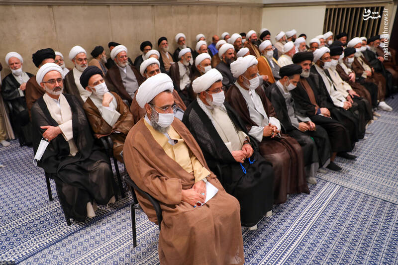 اگر در حوزه از اهمیت تبلیغ غفلت شود دچار استحاله فرهنگی میشویم/ پشت صحنه تبلیغات دشمن را بشناسید