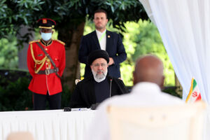 رئیسی: غربیها با استفاده ابزاری از حقوق بشر کشورهای مستقل را تحت فشار میگذارند / ابراز علاقمندی رئیس جمهور اوگاندا برای ارتقای همکاریهای اقتصادی با ایران