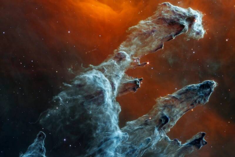 ۸ تصویر خیره کنندهای که جیمزوب در اولین سال کار خود فرستاد