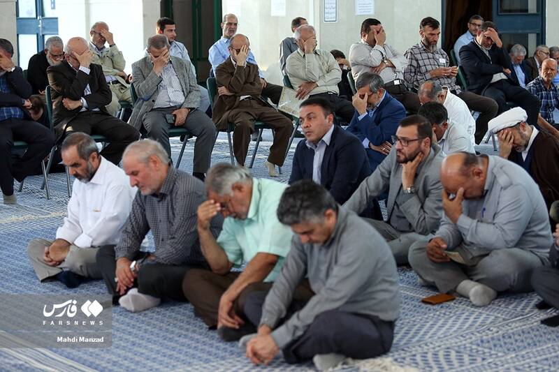 مراسم بزرگداشت مادر فرمانده شجاع و دلاور لشکر بدر دوران دفاع مقدس سرلشکر پاسدار شهید اسماعیل دقایقی در مسجد جامع پیامبر اعظم(ص) شهرک شهیدمحلاتی تهران