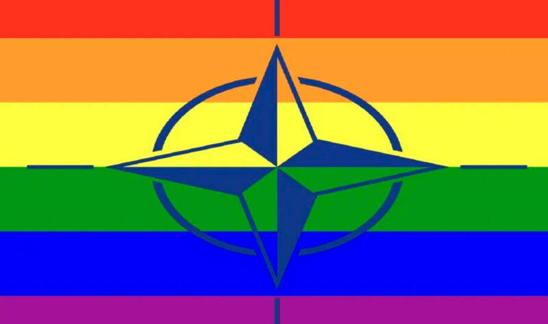 عکس یادگاری شرکای زندگی سران ناتو با ننگ «همجنسبازی»/ حمایت از همجنسبازی و جنگ فرهنگی چگونه دستورکار «ناتو» شد؟ +عکس