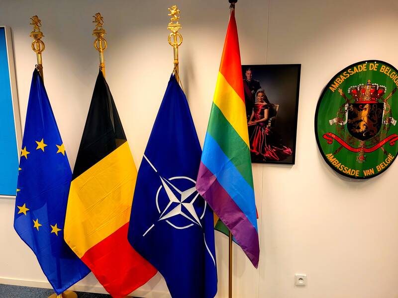 عکس یادگاری شرکای زندگی سران ناتو با ننگ «همجنسبازی»/ حمایت از همجنسبازی و جنگ فرهنگی چگونه دستورکار «ناتو» شد؟ +عکس