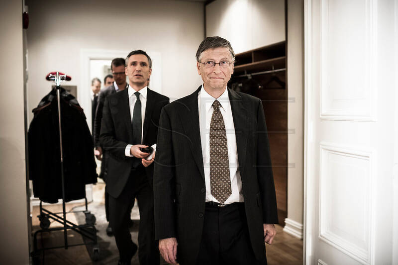 عکس یادگاری شرکای زندگی سران ناتو با ننگ «همجنسبازی»/ حمایت از همجنسبازی و جنگ فرهنگی چگونه دستورکار «ناتو» شد؟ +عکس