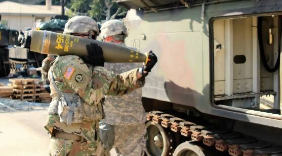 آیا بمبهای خوشهای معادلات جنگ اوکراین را تغییر خواهد داد؟