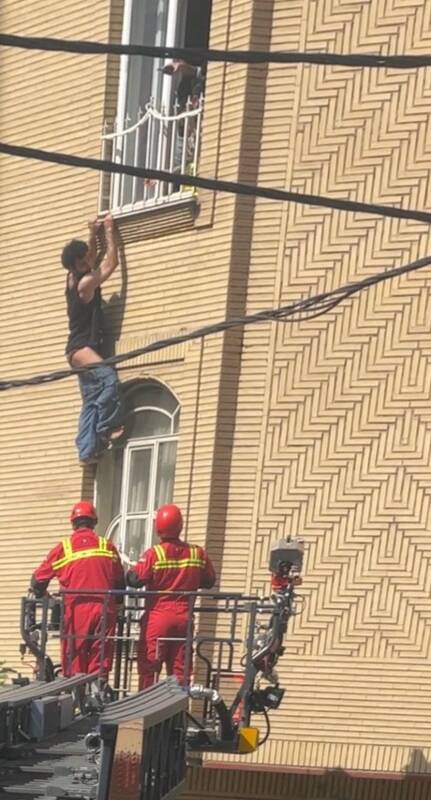 اگر محمد صادقی در انگلیس بود چه رفتاری با وی انجام میشد؟+ فیلم و عکس