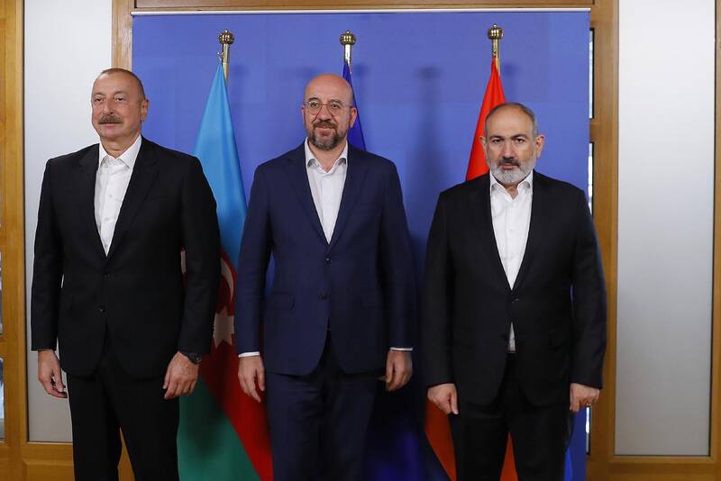 عدم پیشرفت در مذاکرات اخیر «علیاف» و «پاشینیان» در بروکسل