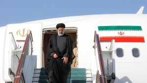 رئیس جمهور وارد یاسوج شد