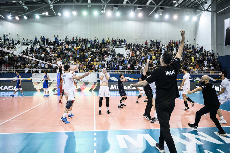 جوانان والیبال ایران بر بام جهان ایستادند/ تسلیم ولاسکو مقابل تفکرات مومنی‌مقدم