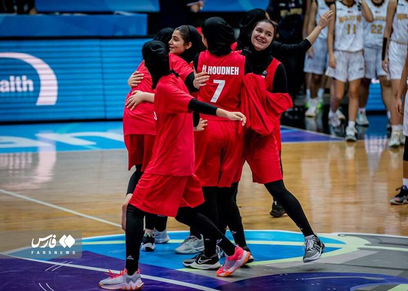 تاریخسازی دختران محجبه ایران در روزهایی که دشمنان حجاب را نشانه گرفتهاند