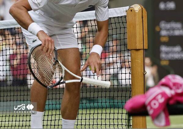 شکستن راکت برای ستاره صرب گران تمام شد