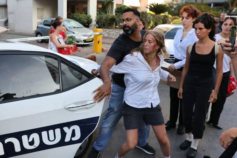 «روز مقاومت» صهیونیستها علیه دولت رژیم صهیونیستی/ معترضان کابینه اسرائیل را دولت سرکوبگر نامیدند +عکس و فیلم