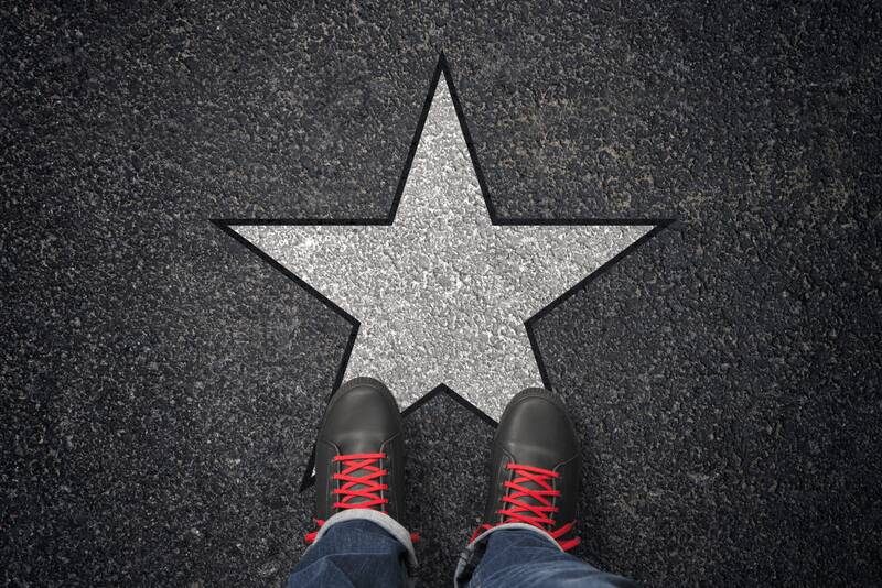 علیه کشورت باش؛ با ما باش!